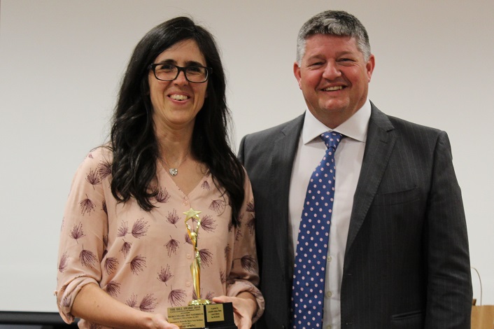 The 2018 The Bill Award winner Sarah Spring with Mayor Scott Aitchison