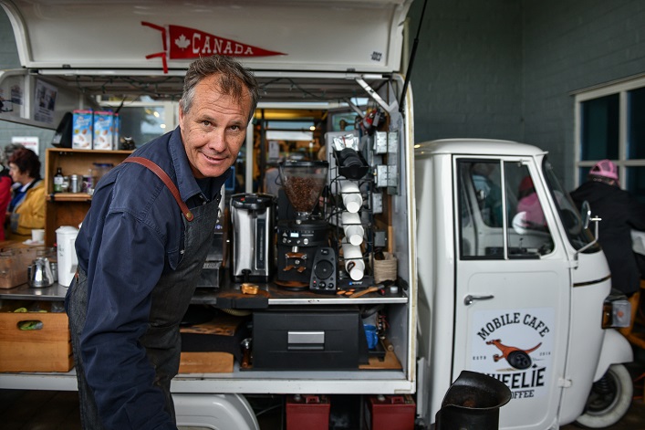 Golf Fore the Girls sponsor Matthew Tynan from Wheelie Good Coffee served up specialty drinks for the golfers (Photo: Kelly Holinshead)