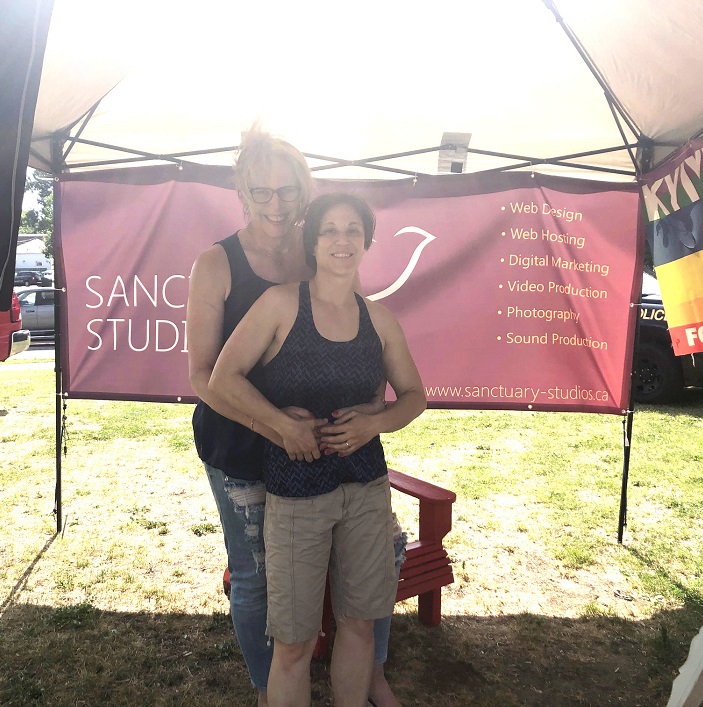 Volunteer Michelle Emson and her wife Olena Semenova