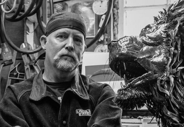 Artist and 2018 Algonquin Art Centre artist in residence, Rich Baker