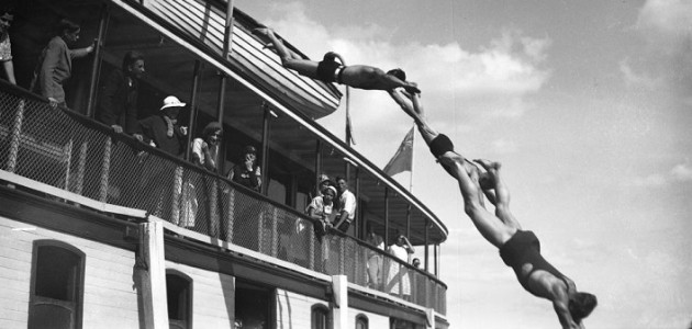It’s Wayback Wednesday: Diving from a steamship