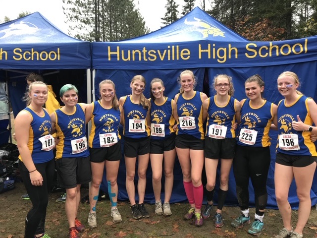 Hoyas XC Senior Girls (from left) Maddy Arsenault, Madeline Horton, Coralie Balfour, Sadie Hamilton, Amber Kerr, Emma Punkari, Emma Ellitott, Maddie Witterick, and Allyson Jones (supplied)