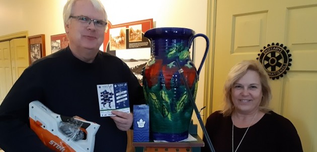 Rotary’s annual Christmas auction returns