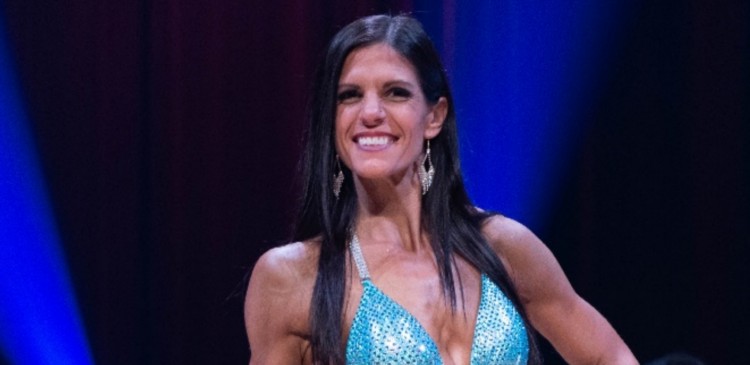Stephanie MacDonald (Chris V. Linton Photography)