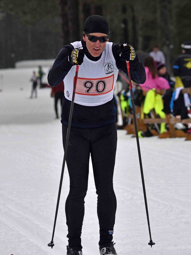 Dave Johnstone (Cheyenne Wood)