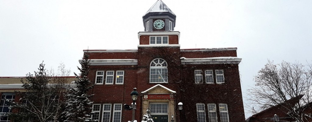 Huntsville-Town-Hall-winter-1140×542