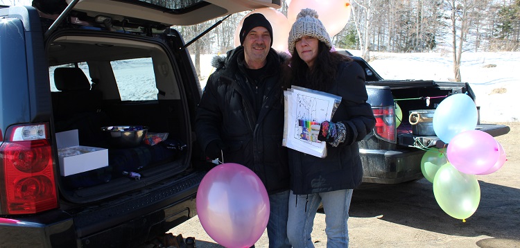 John (left) and Christine of Complete Home and Property Care Muskoka wanted to support community and spread some joy (Dawn Huddlestone)