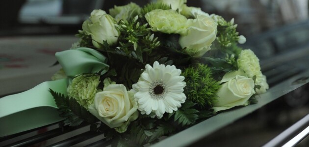 Saying goodbye to a loved one during COVID-19