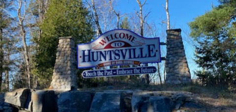 Welcome to Huntsville sign Oct 2020