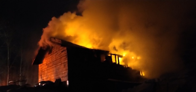 Jan. 27 home fire in Lake of Bays (Photo courtesy of Huntsville Lake of Bays Fire Department)