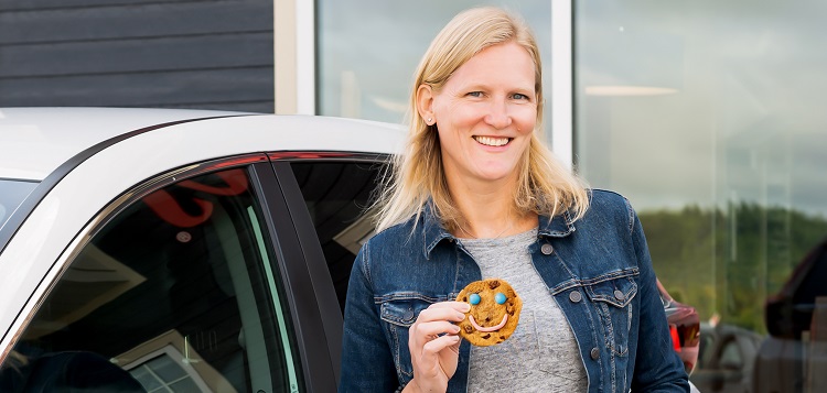 Sarah-Caswell-with-smile-cookie.jpg