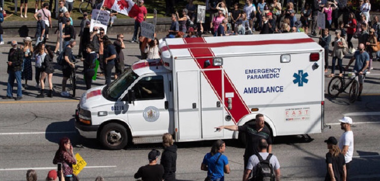 Vancouver-protest-against-vaccine-passports-Darryl-Dyck-Canadian-Press.jpg