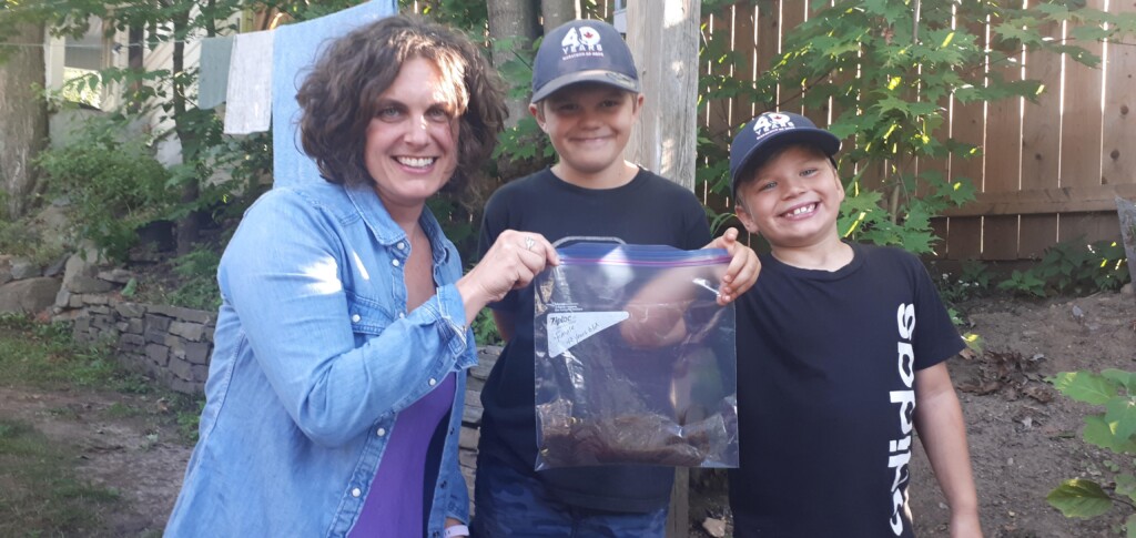 Melissa Bevan donates her hair to Wolfgang and Atticus Kuehnen (Marcia Kuehnen)
