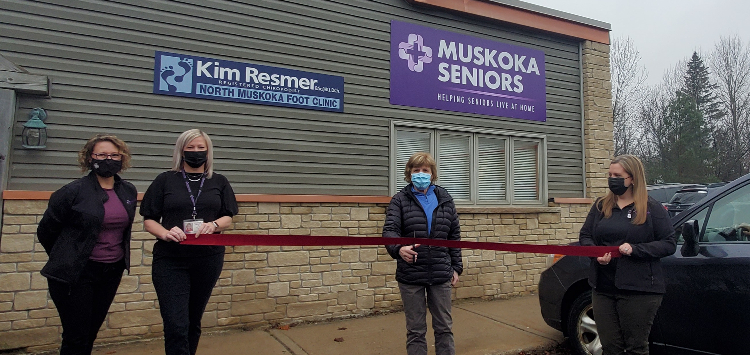 (From left) Angela Barager,  Kate McLaughlin, Mayor Karin Terziano, and Jenn Pfrimmer at Muskoka Seniors’ open house (Dawn Huddlestone)