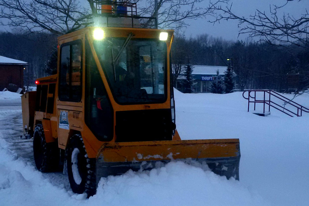 Sidewalk-plow.jpg