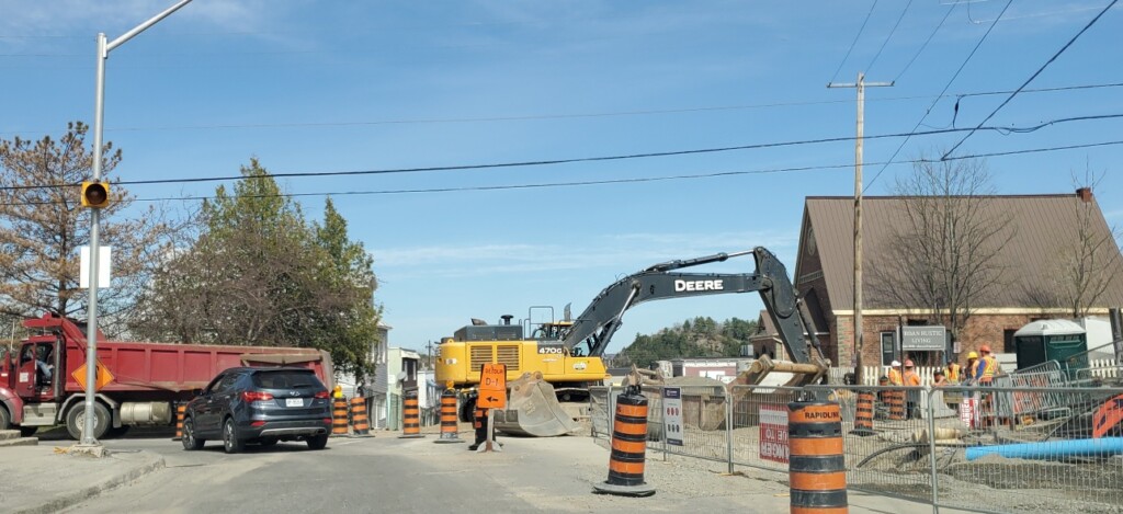 Lorne and Main construction