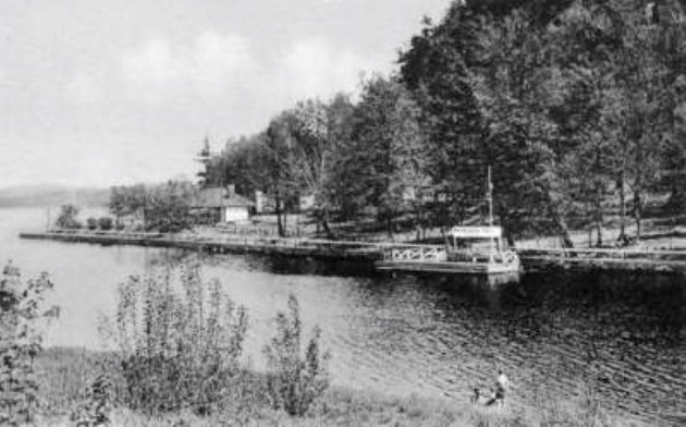 It’s Wayback Wednesday!: Memorial Park | Sponsored by Jamie Lockwood, broker/owner of Sutton Group Muskoka Realty
