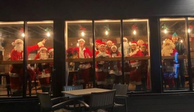 Huntsville Santa Pub Crawl 2022, raises $1,100 for local families