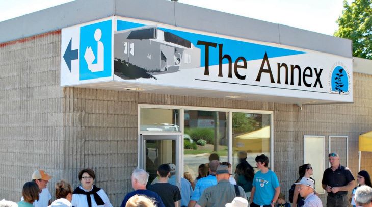 health-care-clinicwalk-in-clinic-1140×634-edited.jpg