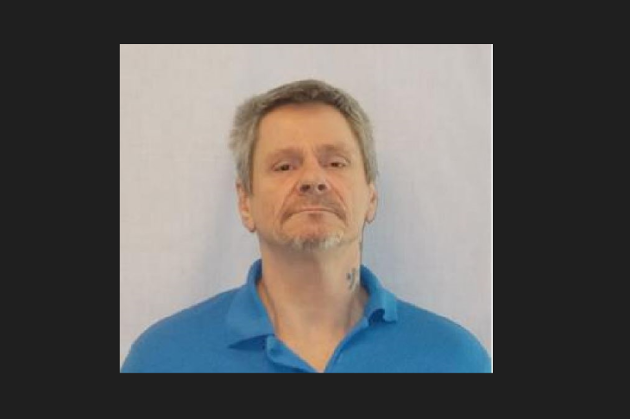 Federal offender wanted on a Canada-wide warrant