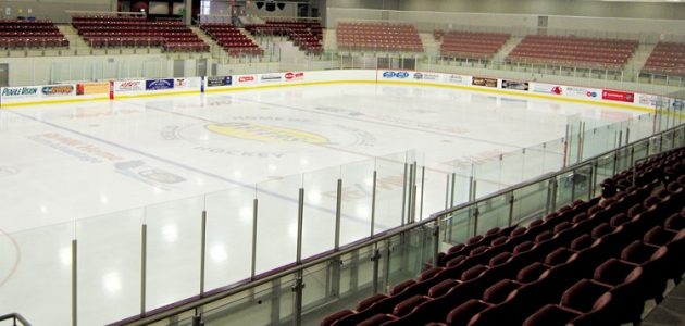 Should the Town of Huntsville offer year-round ice?