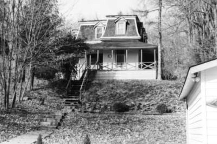 bHFtG3wV-Quan-house-ED.jpg