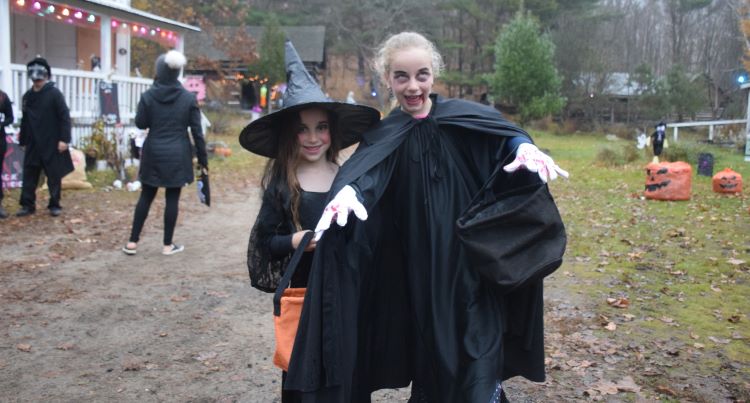 Witch-and-vampire-cover.jpg