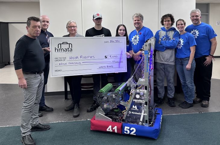 HMATA-cheque-presentation-to-Hoya-Robotics.jpg