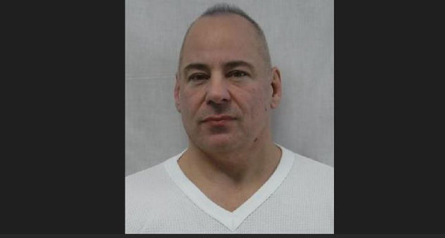 Federal offender wanted on a Canada-wide warrant