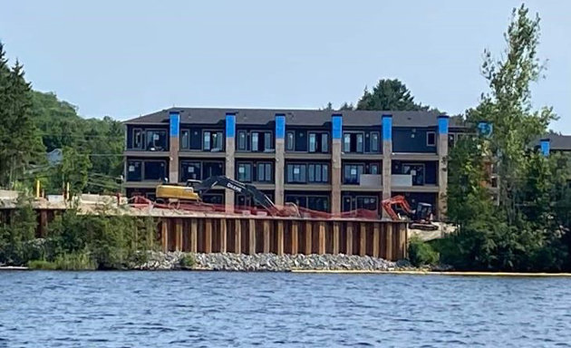 Hwy. 60 condominium development raises eyebrows
