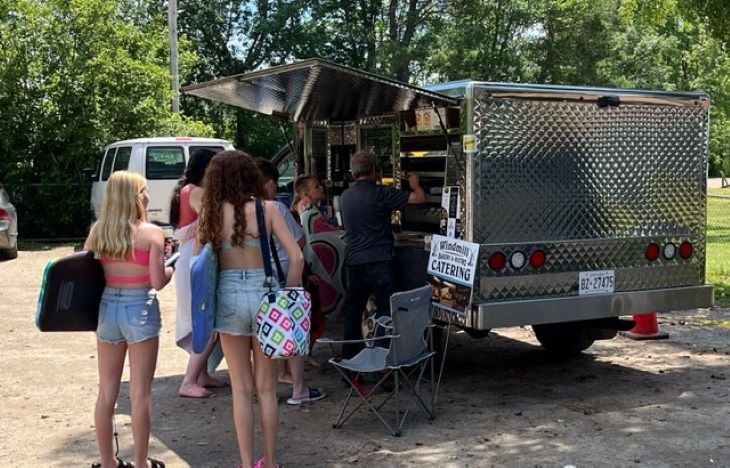 Windmill-food-truck.jpg