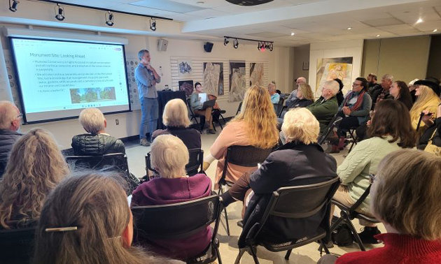 Good turnout at Dyer Memorial meeting