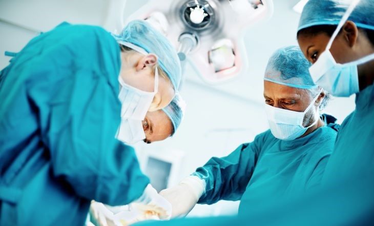 GDwTT3yy-surgery-1