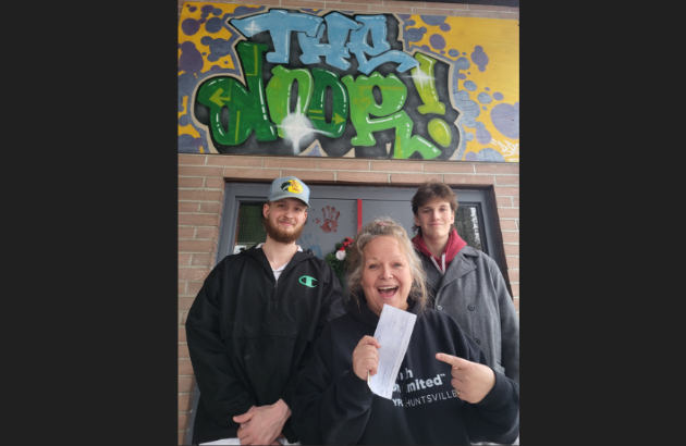 Lockwood family donates to The Door youth centre, encourages others to do the same