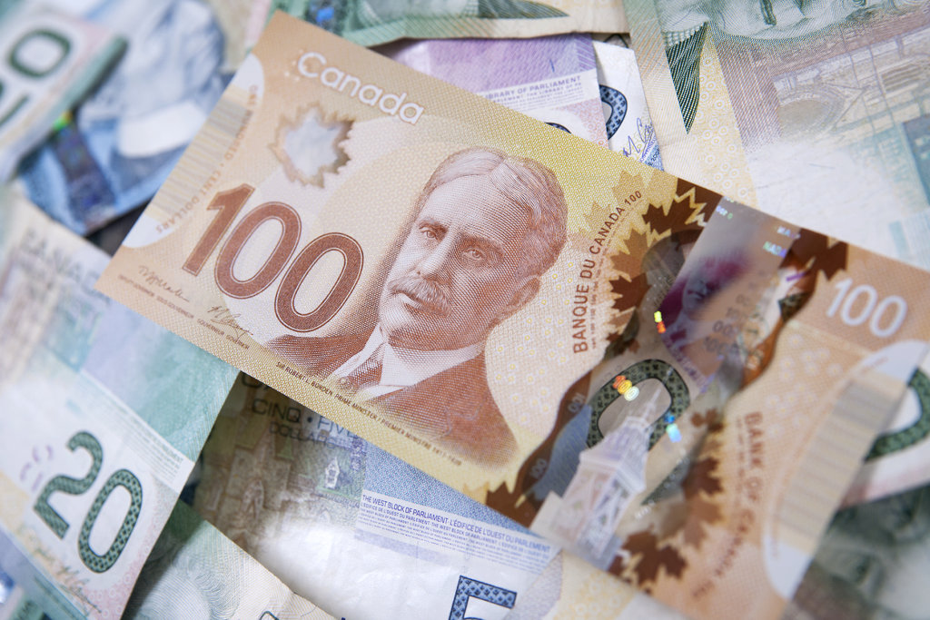 canadian-money.jpg