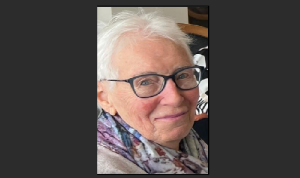 obituary-Joan-e.png