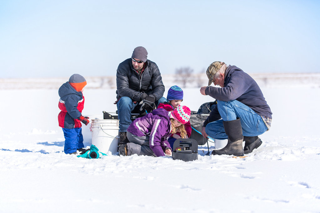 ice-fishing.jpg