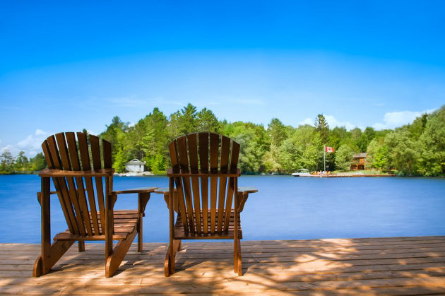 Report finds cottage sales muted as buyers weigh economic worries
