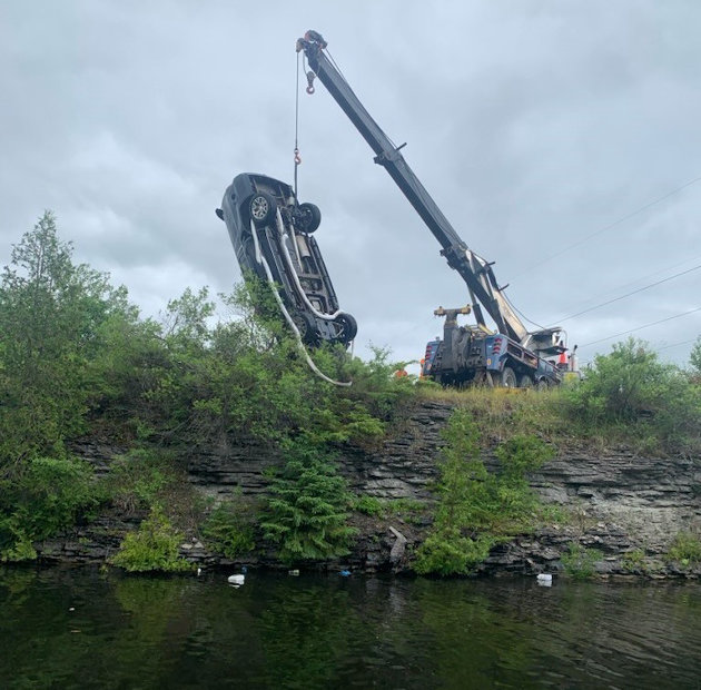 Kawartha OPP seek public assistance regarding vehicle found in river