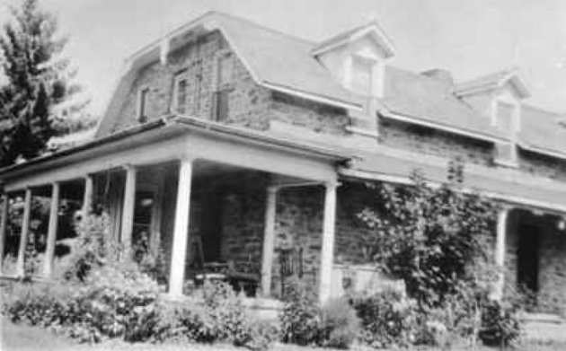 From Wayback Wednesday!: 22 Hanes Street | Sponsored by Jamie Lockwood, broker/owner of Sutton Group Muskoka Realty