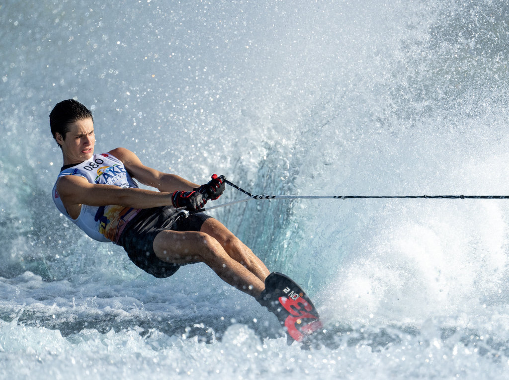 Charlie-Ross-Slalom-2023-Worlds-PC-Johnny-Hayward-Photography-1.jpg