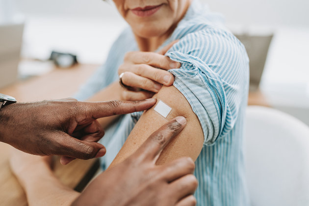 Ontario expanding RSV Immunization to more seniors this fall