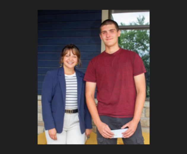 Lakeland recognizes academic excellence with awards