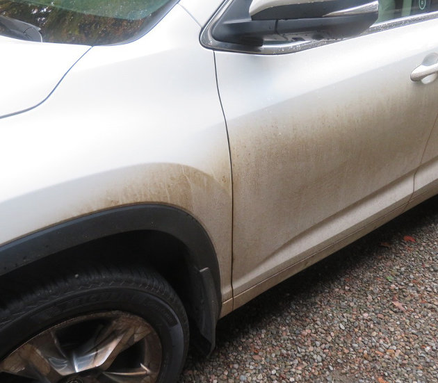 Has anyone else had their vehicle splattered with a brown tar-like substance that won’t come off? | Letters