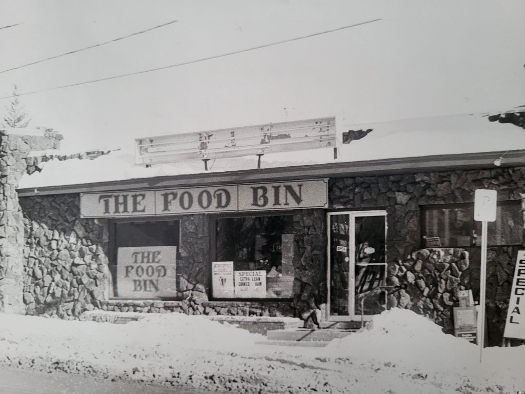 kd6IiWLu-The-Food-Bin.jpg