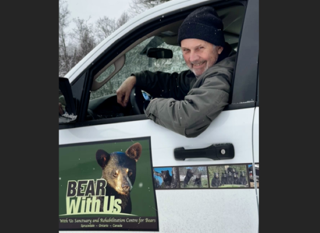 Mike McIntosh of Bear With Us honoured for his work