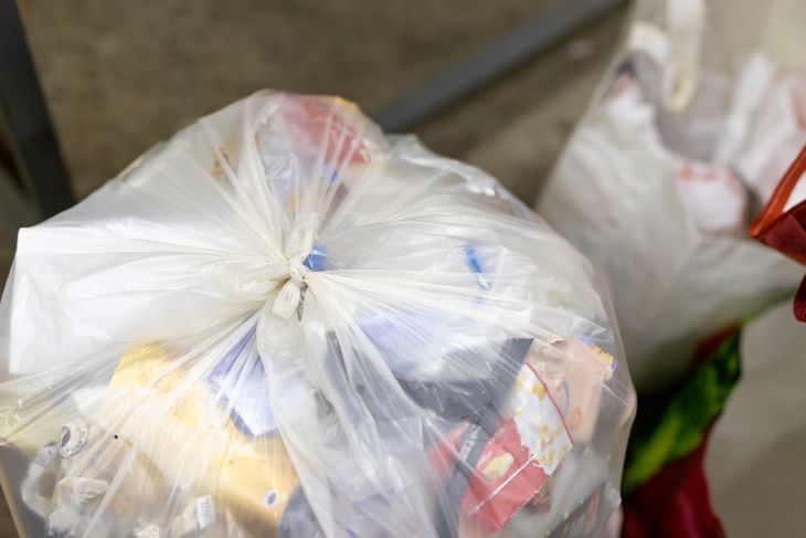 clear-garbage-bags.jpg