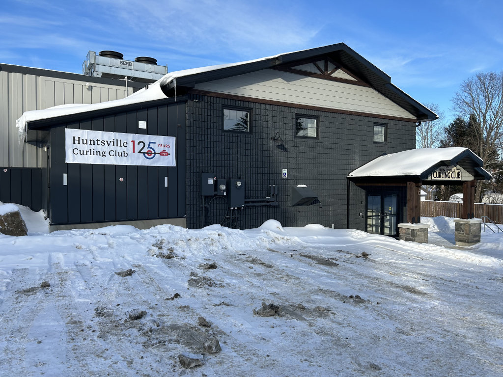 Curling-Club-pic.jpeg
