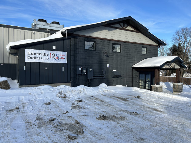 You’re invited to celebrate with the Huntsville Curling Club this Saturday!