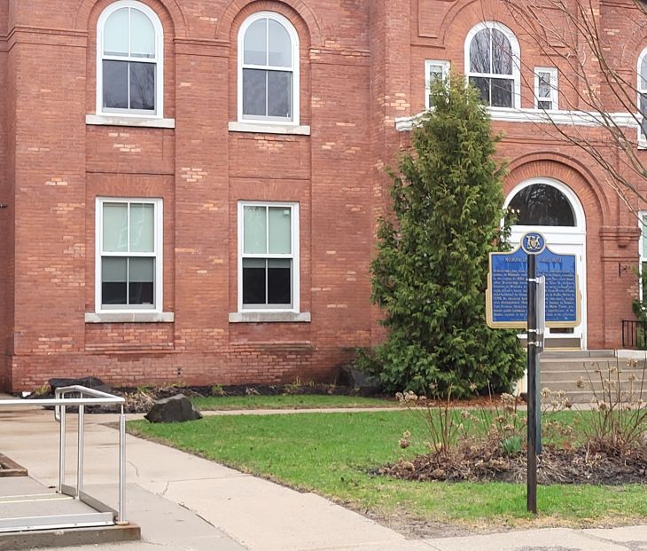 Courthouse.jpg